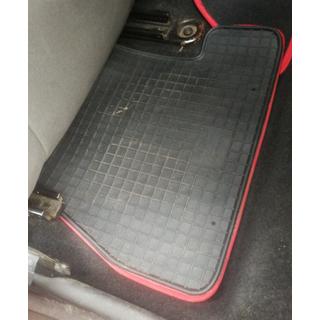 Gumové autokoberce do interiéru (4 ks, Polytep) Ford Focus III 2011–2017 fotografie 4