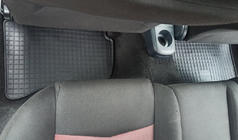 Seat Ibiza 2002–2009 Gumové autokoberce do interiéru (4 ks, Polytep) fotografie 3