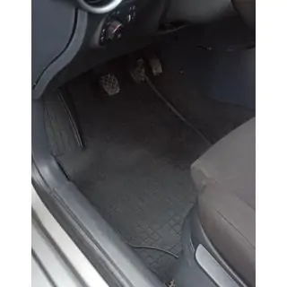 Gumové autokoberce do interiéru (4 ks, Polytep) Seat Ibiza 2002–2009 fotografie 2