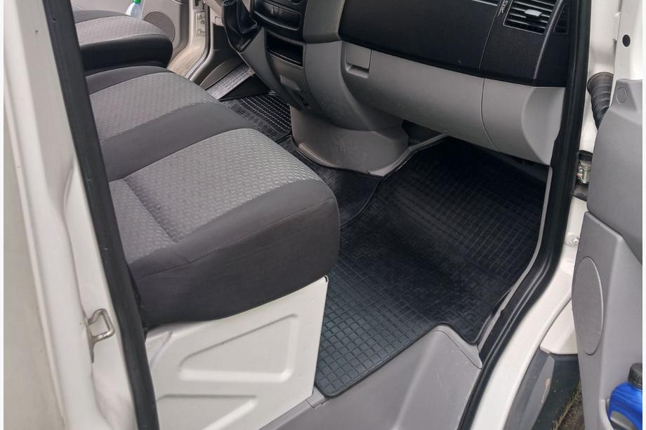 Mercedes Sprinter W906 2006–2018 Gumové autokoberce (3 ks, Polytep) Fotografie 3
