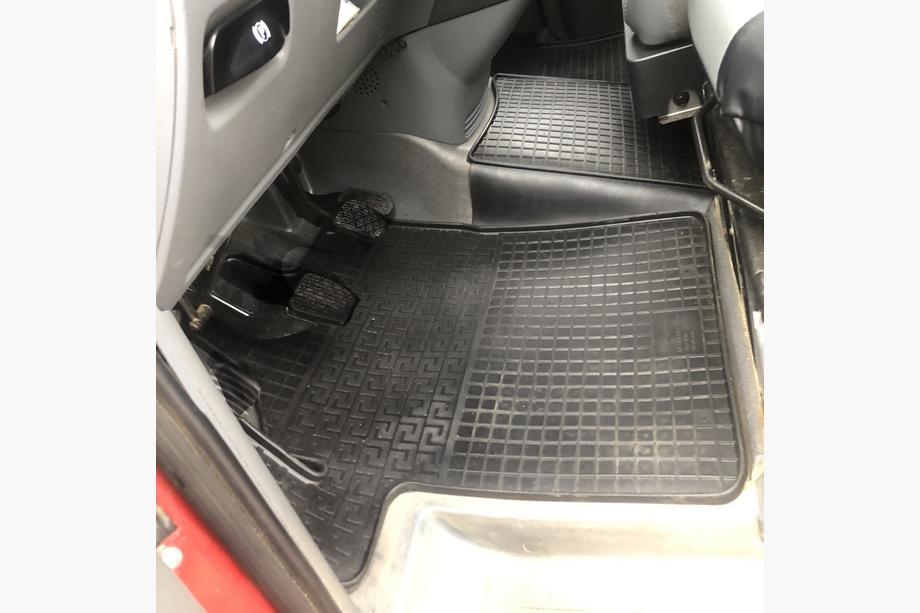 Mercedes Vito W639 2004–2014 Gumové autokoberce (3 ks, Polytep) Fotografie 8