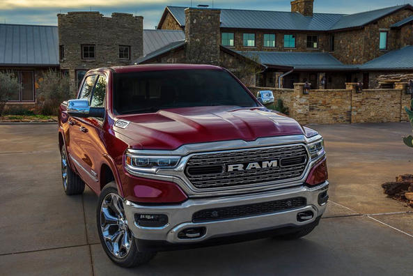 Drsný a jedinečný: pickup Ram 1500 nové generace
