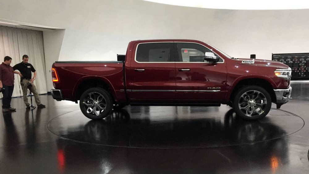 Drsný a jedinečný: pickup Ram 1500 nové generace