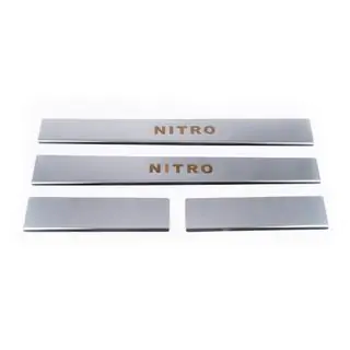 Nerezové kryty prahů Carmos na spodní část (nerez) Dodge Nitro 2006–2011 fotografie 2
