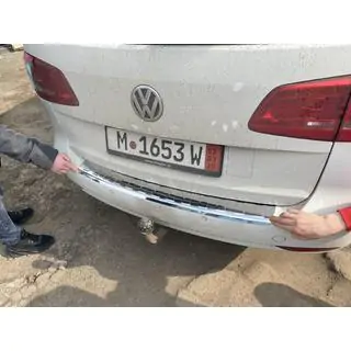 Nerezová lišta na zadní nárazník Carmos fotografie 2