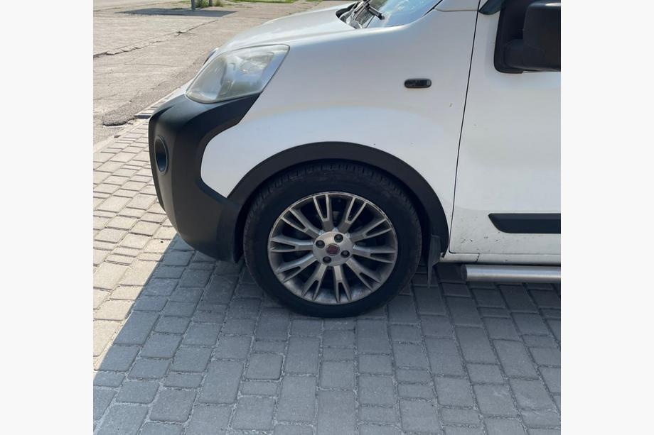 Fiat Fiorino/Qubo 2008–2024 Lemy blatníků (4 ks, černé) Image