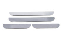 Toyota Rav 4 2006–2013 Nerezové kryty prahů Carmos (4 ks) fotografie 2