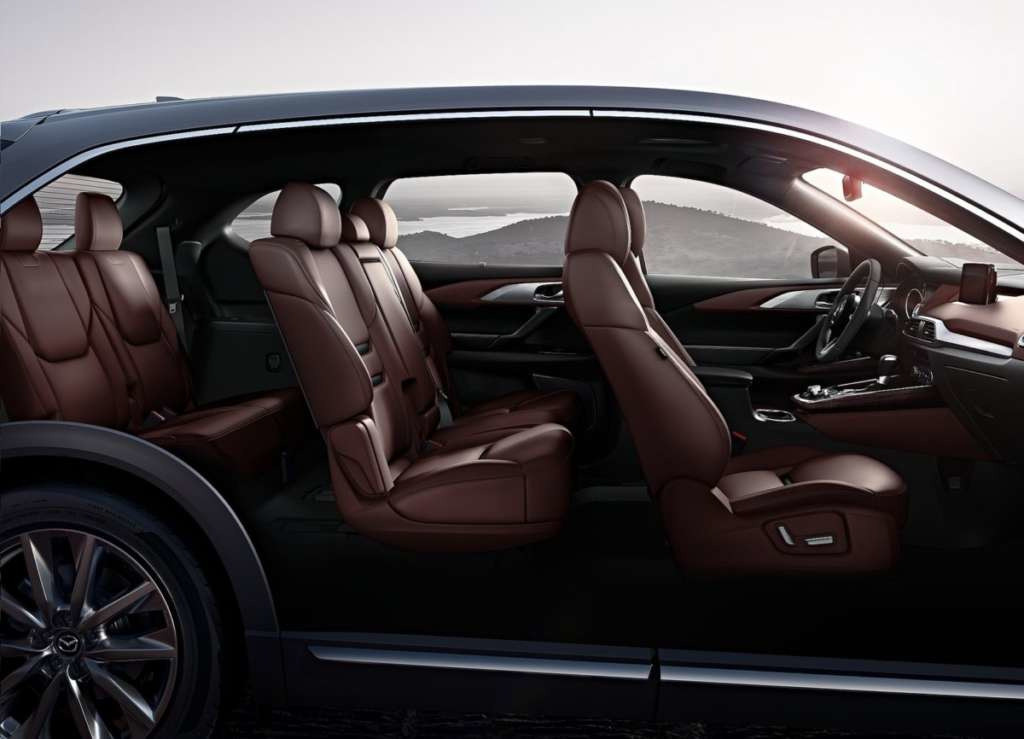 Recenze sedmimístného crossoveru Mazda CX-9
