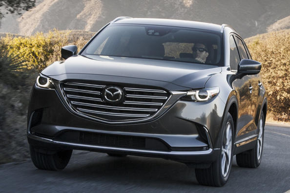 Recenze sedmimístného crossoveru Mazda CX-9