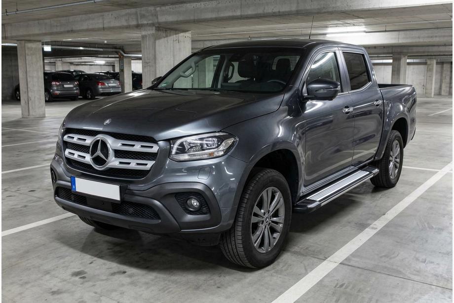 Mercedes X-Class 2017–2020 Boční nášlapy Rainbow (2 ks, hliník) Image