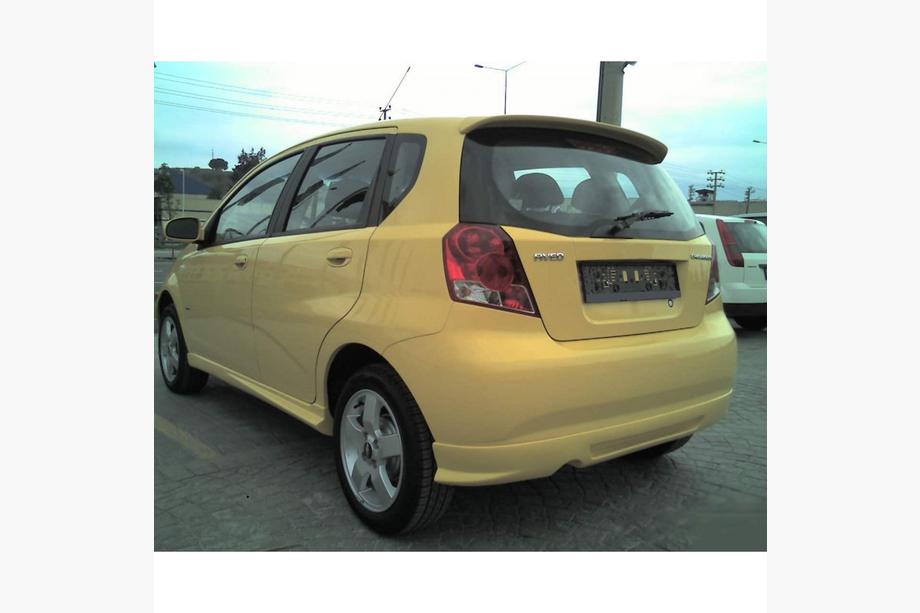 Chevrolet Aveo T200 2002–2008 Nástavec zadního nárazníku (k lakování) Image