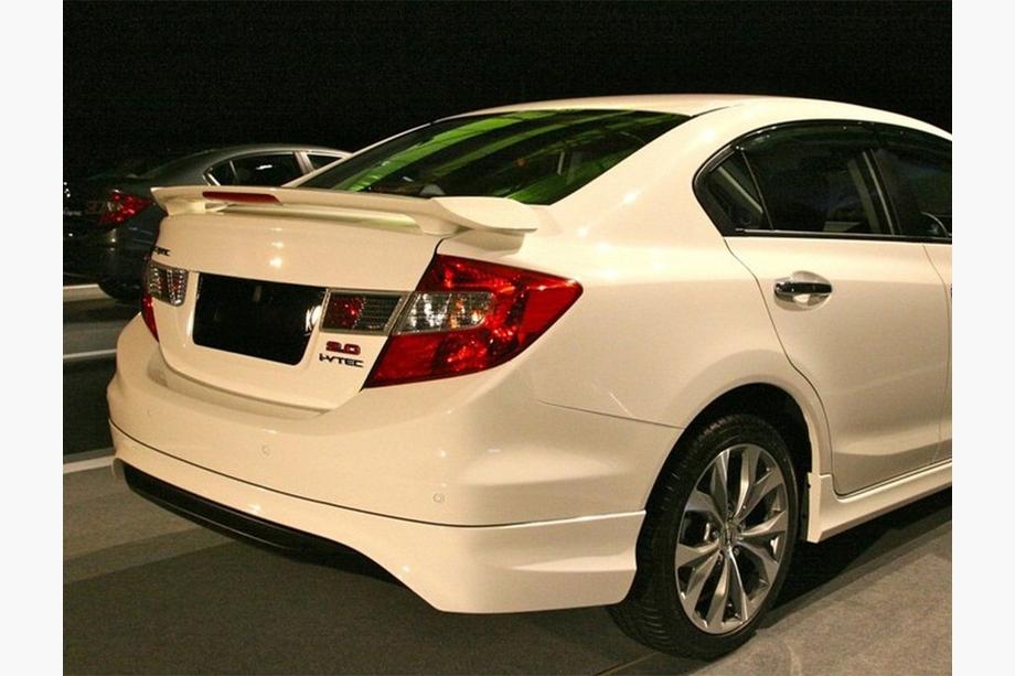 Honda Civic Sedan IX 2011–2016 Nástavec zadního nárazníku (k lakování) Image