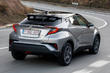 Kompaktní městský crossover Toyota C-HR fotografie 4