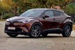 Kompaktní městský crossover Toyota C-HR fotografie 1