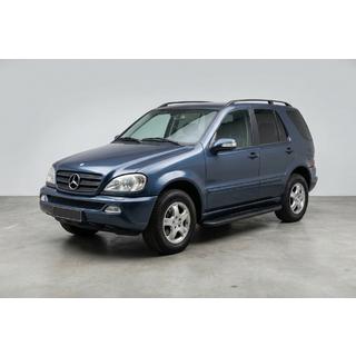 Boční nášlapy Tayga Black (2 ks, hliník) Mercedes ML W163 1997–2005 fotografie 1