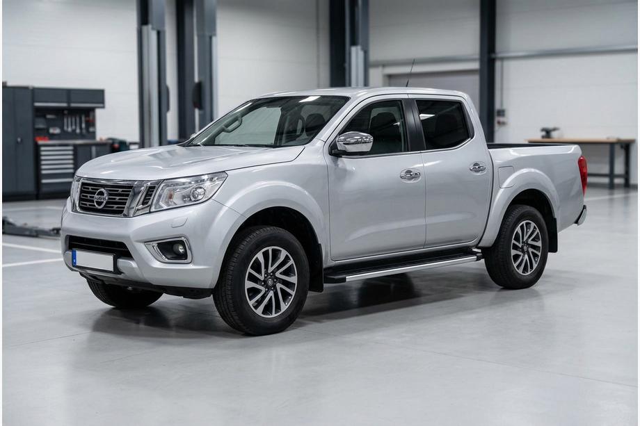 Nissan Navara/NP300 2016– Boční nášlapy Fullmond (2 ks, hliník) Image