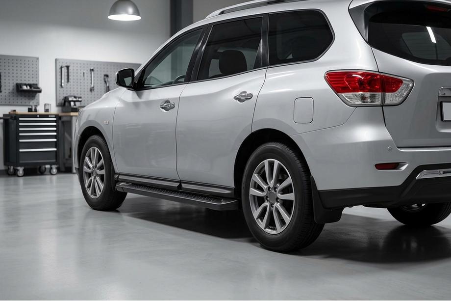 Nissan Pathfinder R52 2012–2021 Boční nášlapy Allmond Black (2 ks, hliník) Image