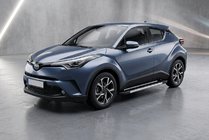 Toyota C-HR 2016–2023 Boční nášlapy RedLine V1 (2 ks, hliník) fotografie 1