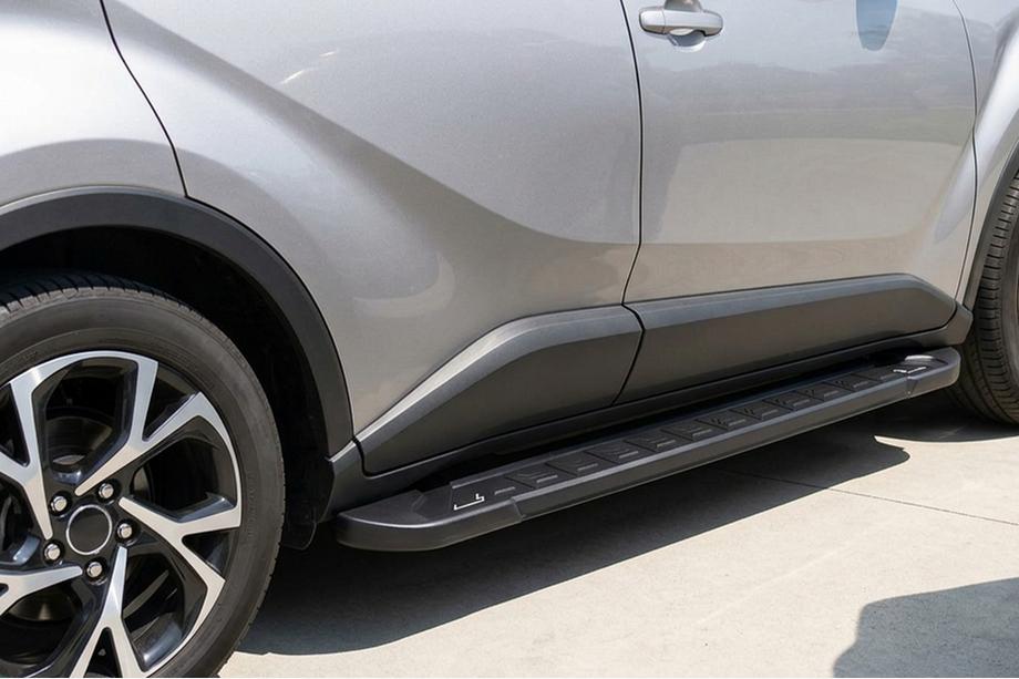 Toyota C-HR 2016–2023 Boční nášlapy RedLine Black (2 ks, hliník) Image