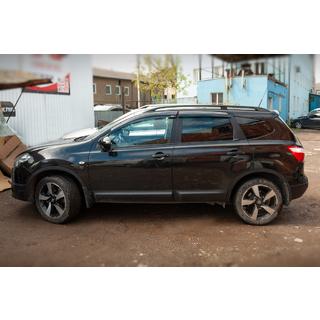 Okenní ofuky s chromovanou lištou (4 ks, Niken) Nissan Qashqai 2007–2010 fotografie 4