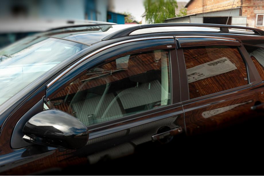 Nissan Qashqai 2007–2010 Okenní ofuky s chromovanou lištou (4 ks, Niken) Image