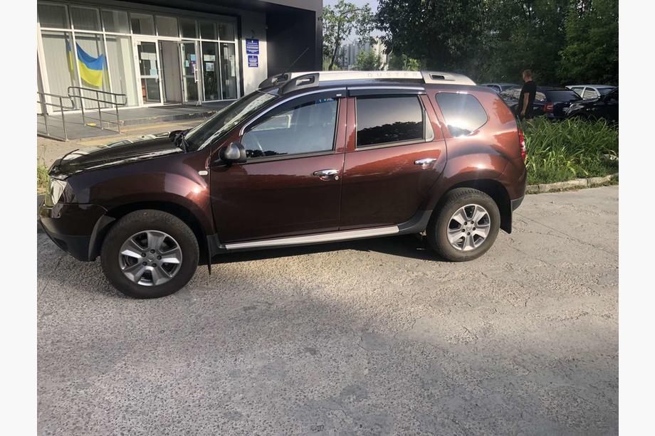 Dacia Duster 2008–2018 Okenní ofuky s chromovanou lištou (4 ks, Niken) Image