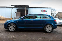 Audi A3 2003–2012 Spodní okenní lišty (nerez) fotografie 2