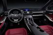 Modernizovaný sedan Lexus IS fotografie 7