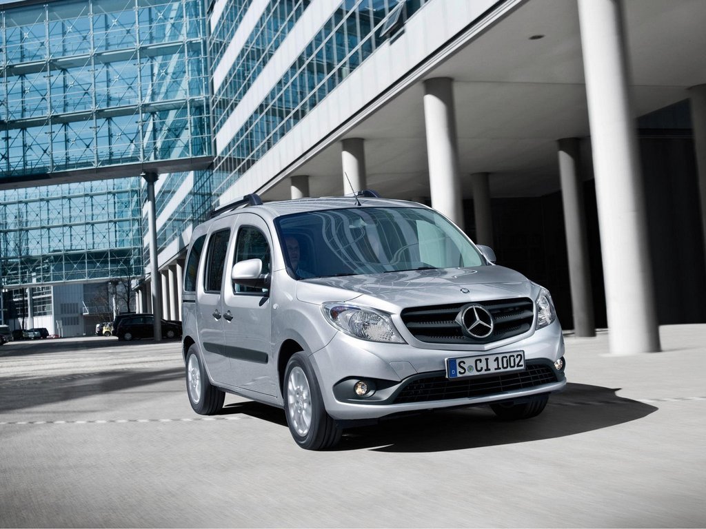 Recenze kompaktního minivanu Mercedes-Benz Citan