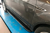Ford Kuga/Escape 2013–2019 Boční nášlapy Bosphorus Grey (2 ks, hliník) fotografie 4
