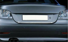 BMW řada 5 E60/E61 2003–2010 Nerezová lišta na hranu víka kufru fotografie 4