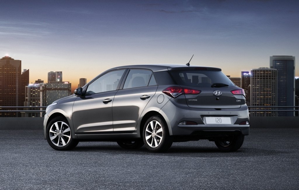 Recenze pětidveřového hatchbacku Hyundai i20
