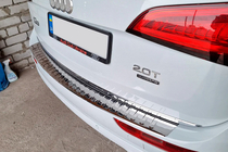 Audi Q5 2008–2017 Nerezová lišta na zadní nárazník Carmos fotografie 5