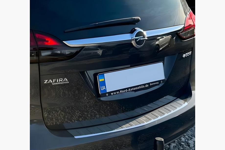 Opel Zafira C Tourer 2011–2019 Nerezová lišta na zadní nárazník Carmos Image