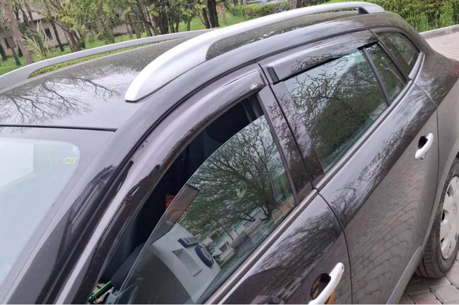 Renault Megane III 2009–2016 Okenní deflektory SW (4 ks, HIC) Image