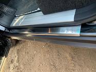 Range Rover III L322 2002–2012 Kryty prahů Carmos (4 ks, nerez) fotografie 3