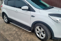 Ford Kuga/Escape 2013–2019 Boční nášlapy Maydos V2 (2 ks, hliník + nerez) S lakovanými lištami na dveřích fotografie 3