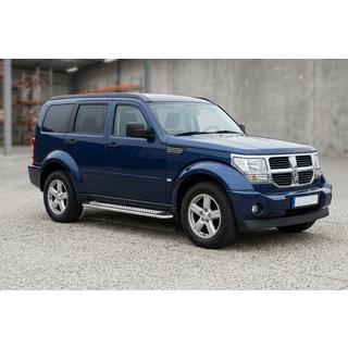 Boční prahy Maydos V2 (2 ks, hliník ↗ nerez) Dodge Nitro 2006–2011 fotografie 1