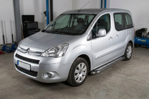 Citroen Berlingo 2008–2018 Boční prahy Maydos V2 (2 ks, hliník ↗ nerez) fotografie 1