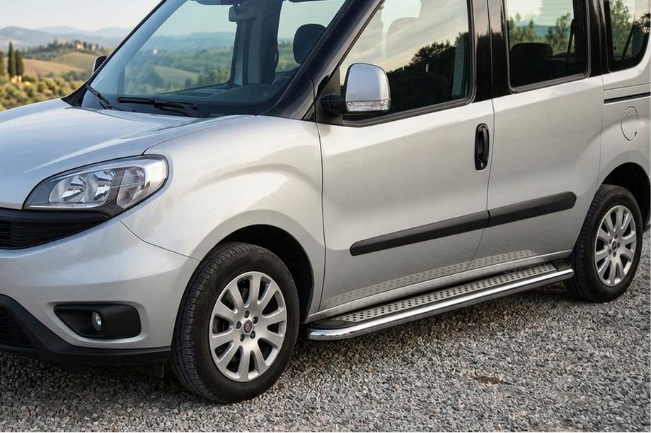 Fiat Doblo II 2010–2022 Boční prahy Maydos V2 (2 ks, hliník ↗ nerez) Maxi (dlouhý rozvor) Image