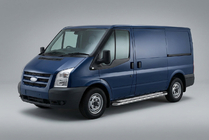 Ford Transit 2000–2014 Boční prahy Maydos V2 (2 ks, hliník ↗ nerez) L1 (krátká) fotografie 1