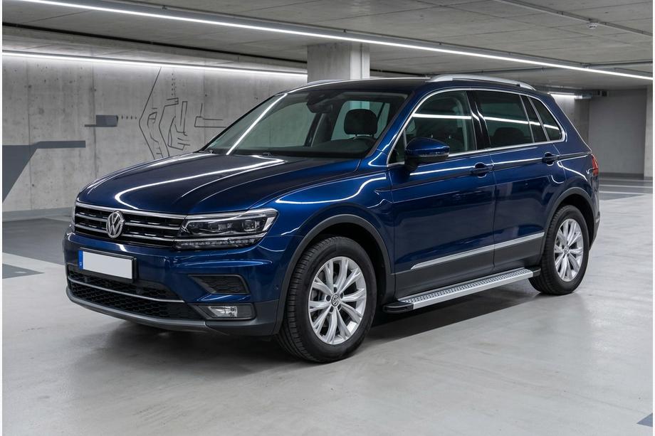 Volkswagen Tiguan 2016–2023 Boční nášlapy Maya V2 (2 ks, hliník) Fotografie 1