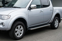 Fiat Fullback 2016– Boční prahy BlackLine (2 ks, hliník) fotografie 1