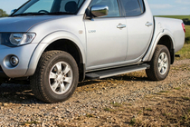 Fiat Fullback 2016– Boční nášlapy Maya V1 (2 ks, hliník) fotografie 1