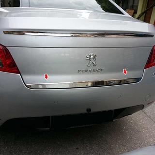 Nerezová lišta hrany víka kufru Peugeot 508 2010–2018 fotografie 2