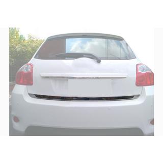 Nerezová lišta hrany víka kufru Toyota Auris 2007–2012 fotografie 1
