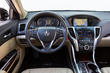 Recenze prémiového sedanu Acura TLX fotografie 4
