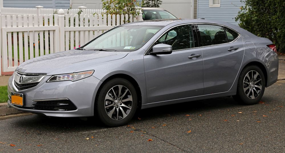 Recenze prémiového sedanu Acura TLX