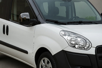 Fiat Doblo II 2010–2022 Kryty zrcátek černý chrom (2 ks, plast) fotografie 1