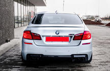 BMW řada 5 F10/F11 2010–2016 Bodykit sada s blatníky V1 (M5 Power) fotografie 7